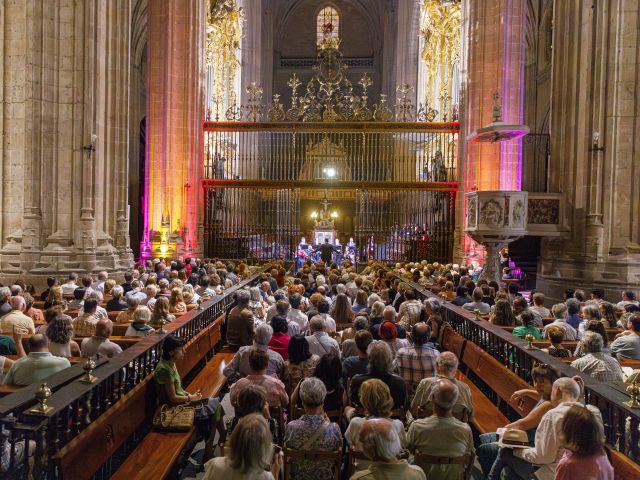 _VH_9750-Mejorado-NR (1)